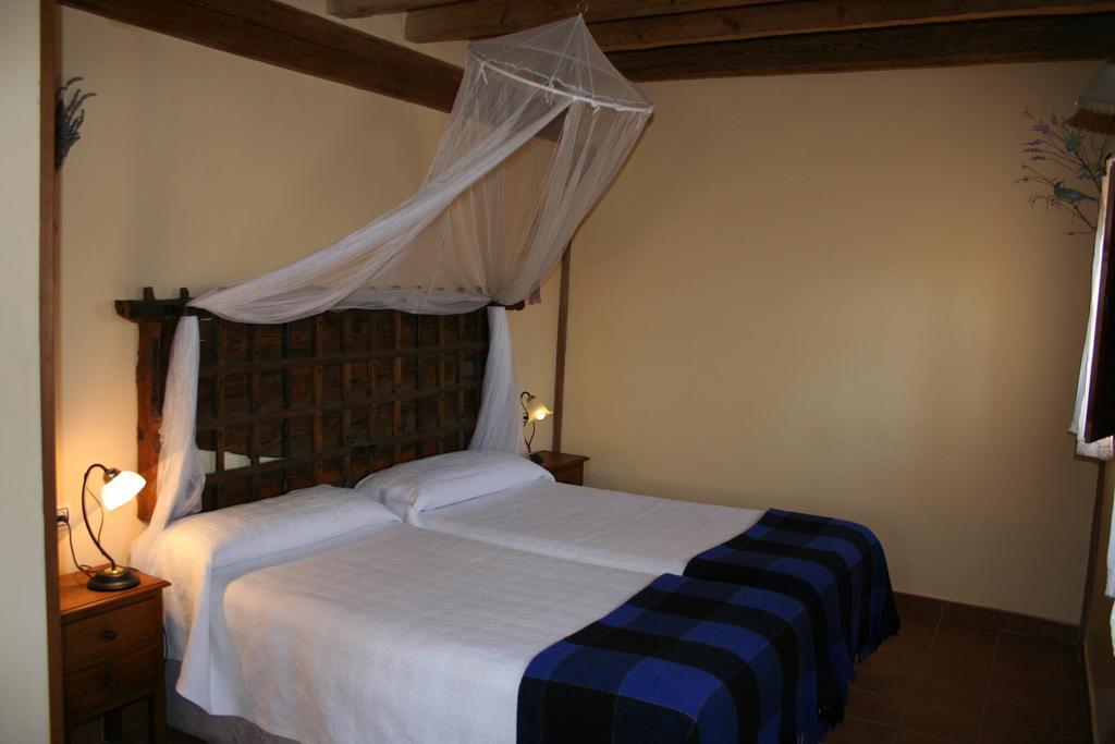 Hôtel La Huerta De San Lorenzo à Ségovie Chambre photo
