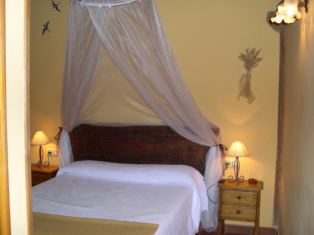 Hôtel La Huerta De San Lorenzo à Ségovie Chambre photo