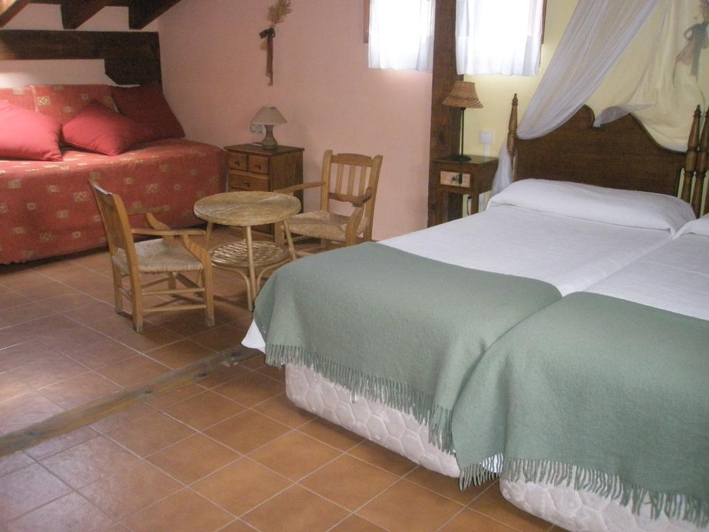 Hôtel La Huerta De San Lorenzo à Ségovie Chambre photo